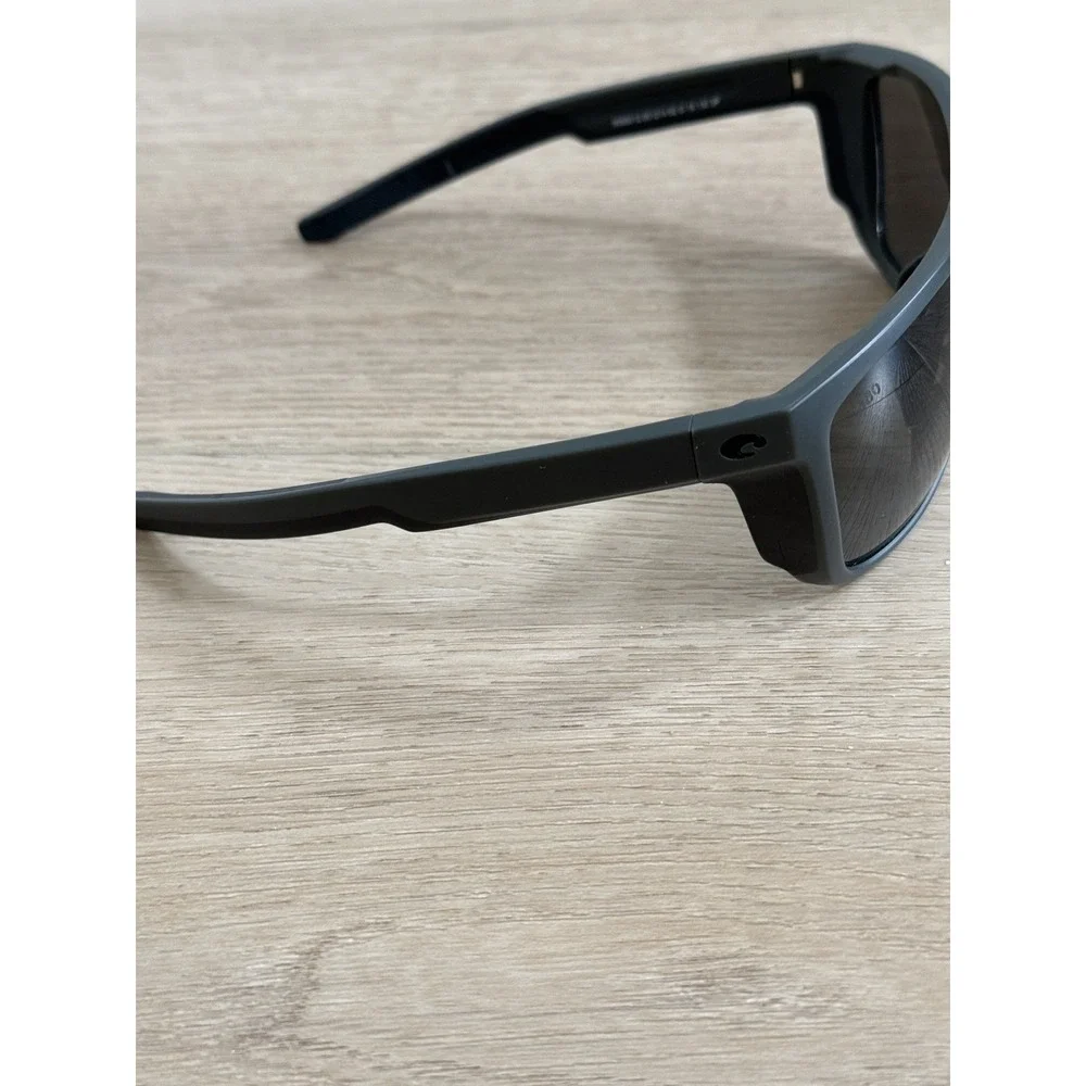 Costa Del Mar Ferg XL Sunglasses Matte Black 580G Gray Polarized Glass 6S9012